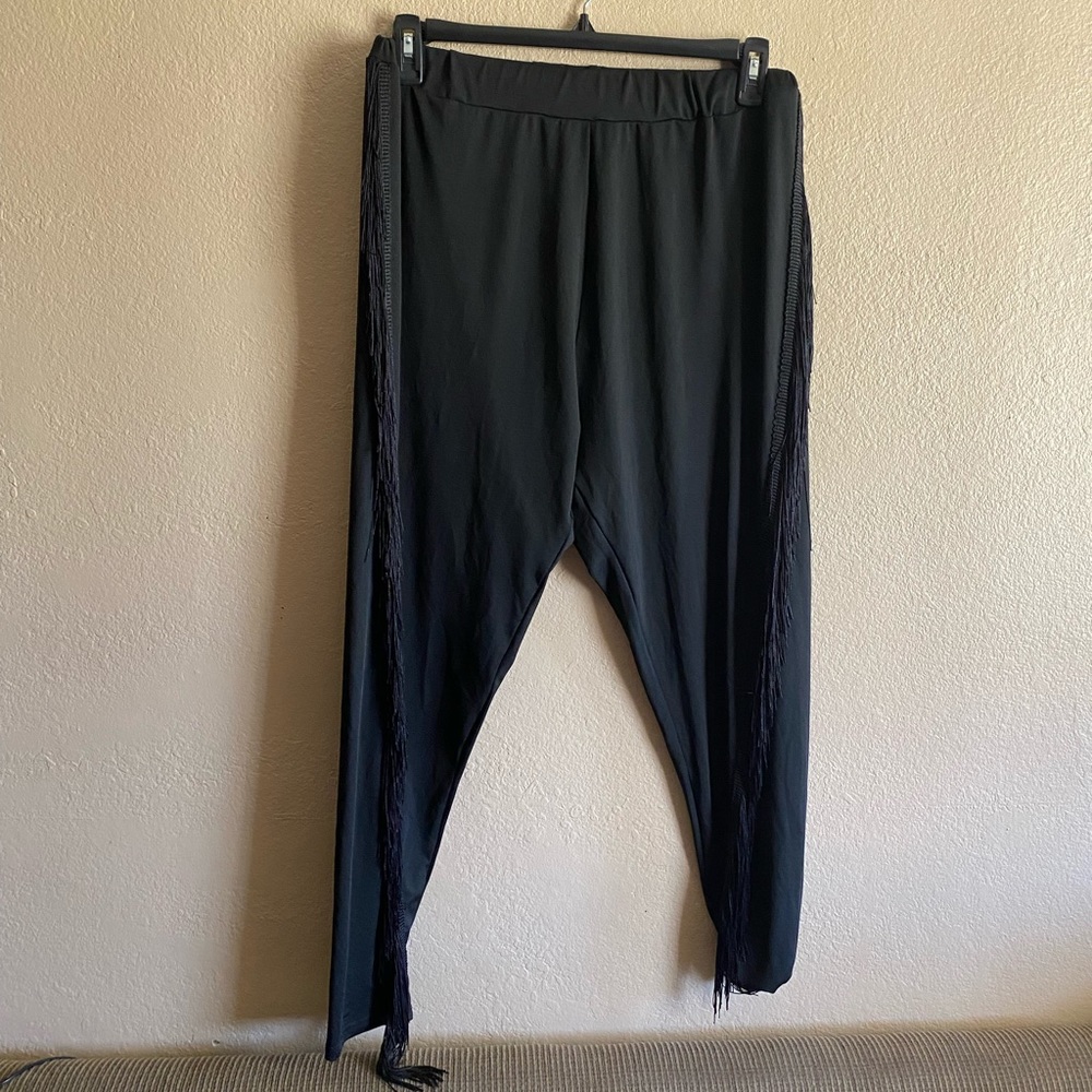 Plus Fringe Trim Skinny Leggings Size 2XL